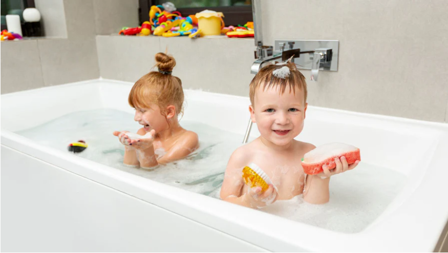 Son seguras las bombas de baño para los niños?