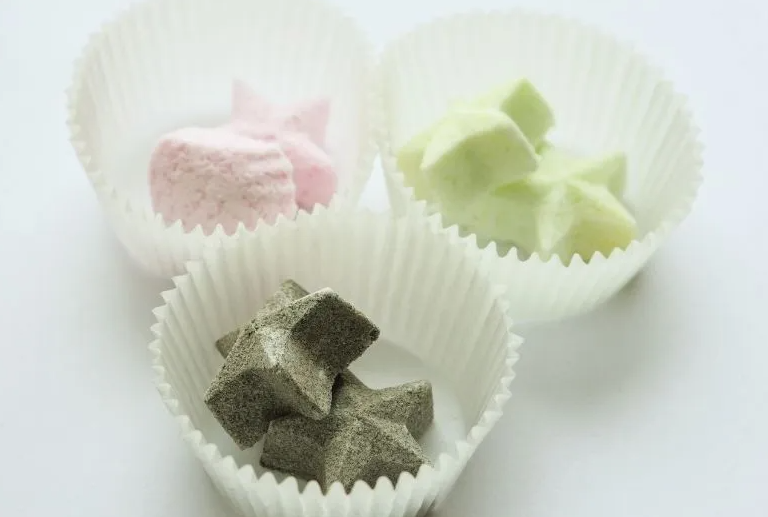 Qué hace la crema de tártaro en las bombas de baño?